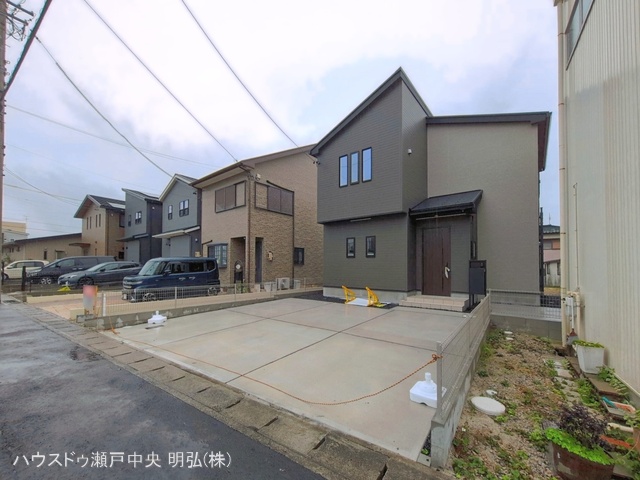 愛知県瀬戸市平町２丁目の新築戸建て完成写真 2026年6月1日撮影