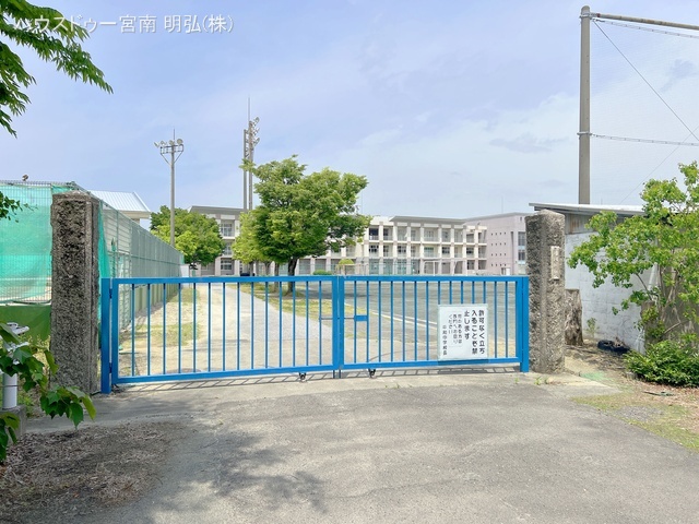 稲沢市立平和中学校　距離1000m