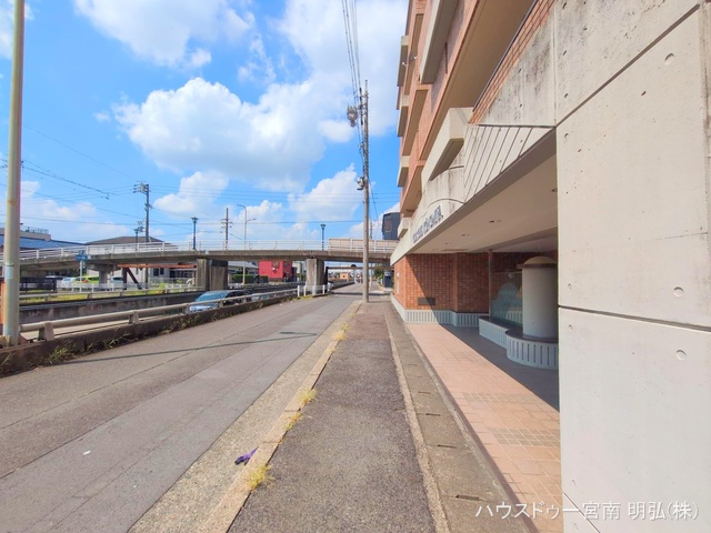愛知県稲沢市正明寺２丁目のマンション『グローリアス国府宮』外観写真 2025年8月31日撮影
