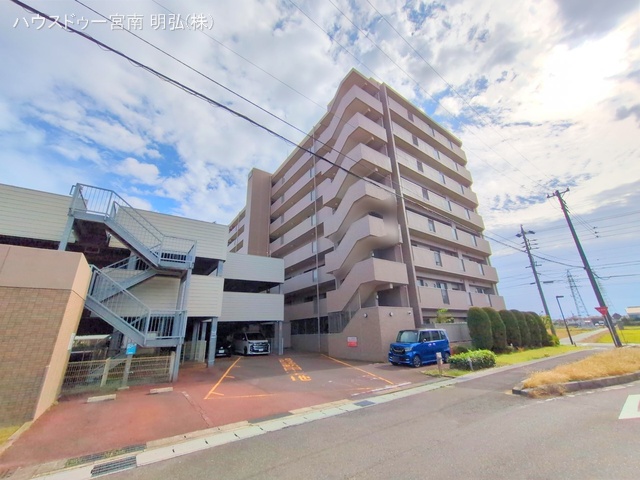 愛知県稲沢市大塚南５丁目のマンション『ライオンズガーデン稲沢西棟』外観写真 2025年11月10日撮影