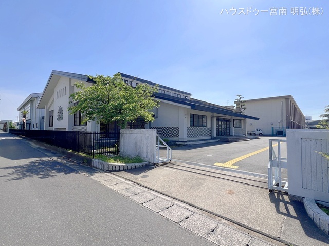 一宮市立南部中学校 距離750m