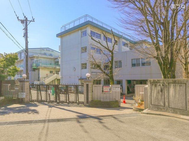 さいたま市立大谷口小学校　距離560m